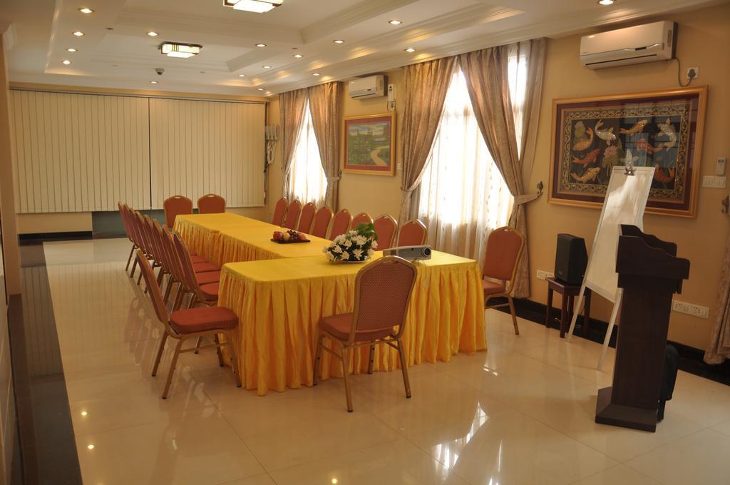 Golden Hill Hotel - Lashio المظهر الخارجي الصورة